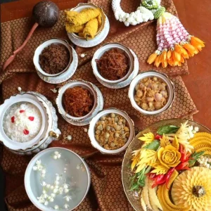 เชิญชวนชิม “ข้าวแช่คลายร้อน” ที่ดิเอมเมอรัลด์ ค็อฟฟี่ช็อพ