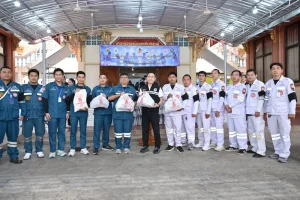 กอ.รมน. จับมือ มูลนิธิป่อเต็กตึ๊ง จัดโครงการ “กอ.รมน. ปันน้ำใจ บรรเทาทุกข์ค่าครองชีพประชาชน”